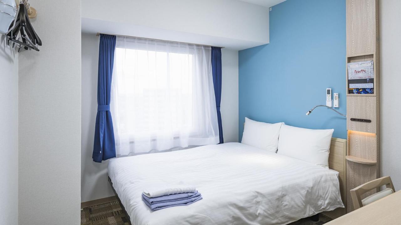 Toyoko Inn Kita-Asaka-Eki Nishi-Guchi Екстер'єр фото