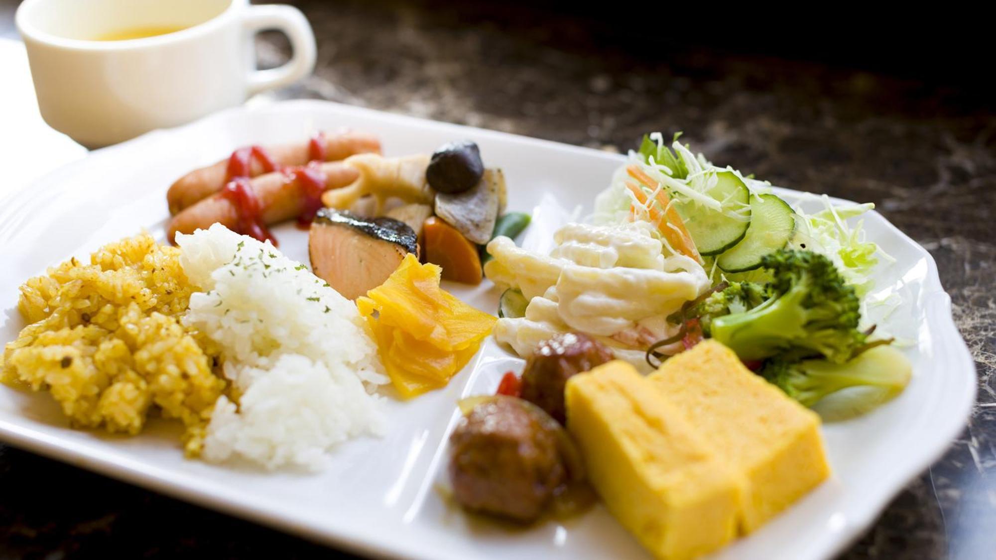 Toyoko Inn Kita-Asaka-Eki Nishi-Guchi Екстер'єр фото